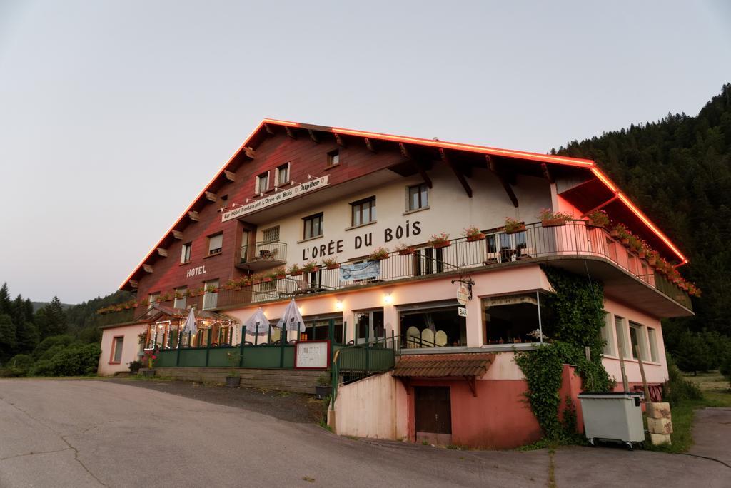 Hotel L'Oree Du Bois Ксорюпт-Лонжме Экстерьер фото